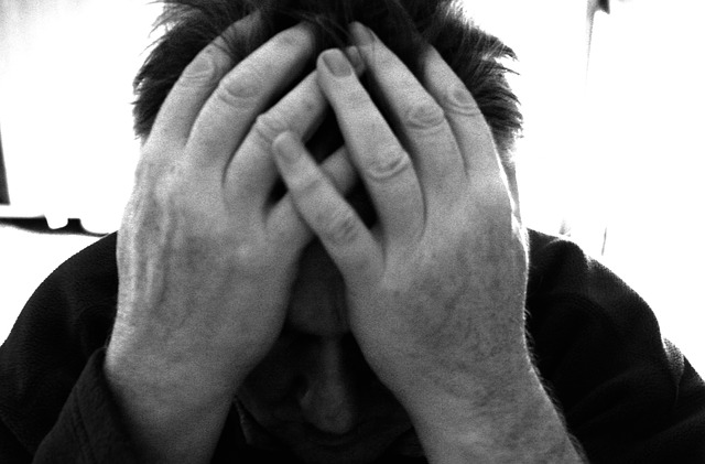 Zaburzenia psychosomatyczne – czym są, jak je rozpoznać i sobie z nimi poradzić?